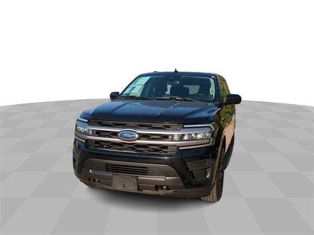 2022 ford expedition xlt