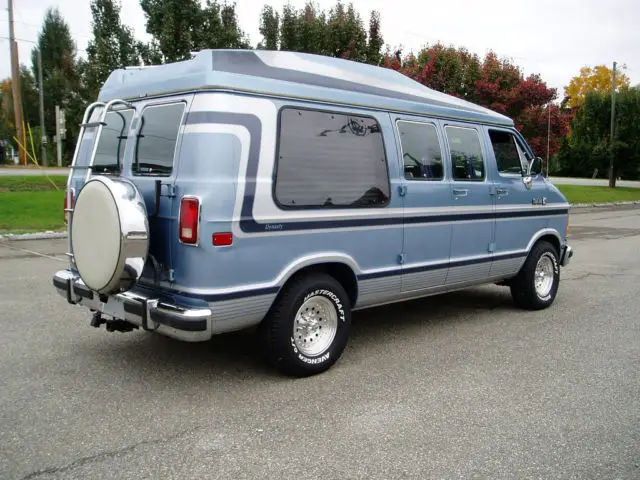 1989 dodge van .. 52k miles .. old school right here