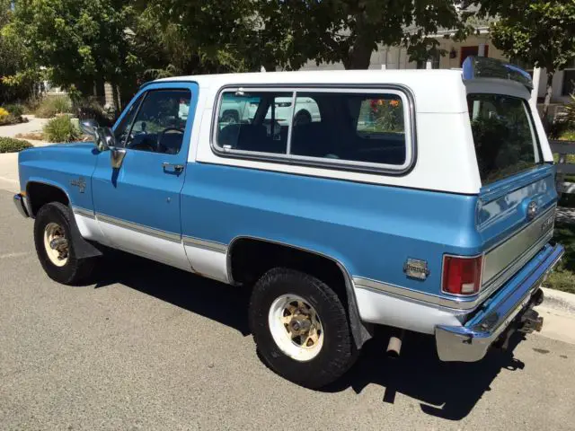 1981 blue & white classic k-5 chevy blazer 4x4 suv truck