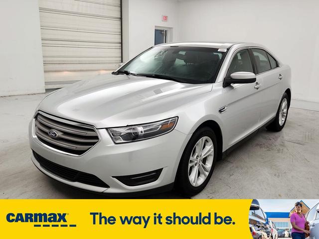 2016 ford taurus sel