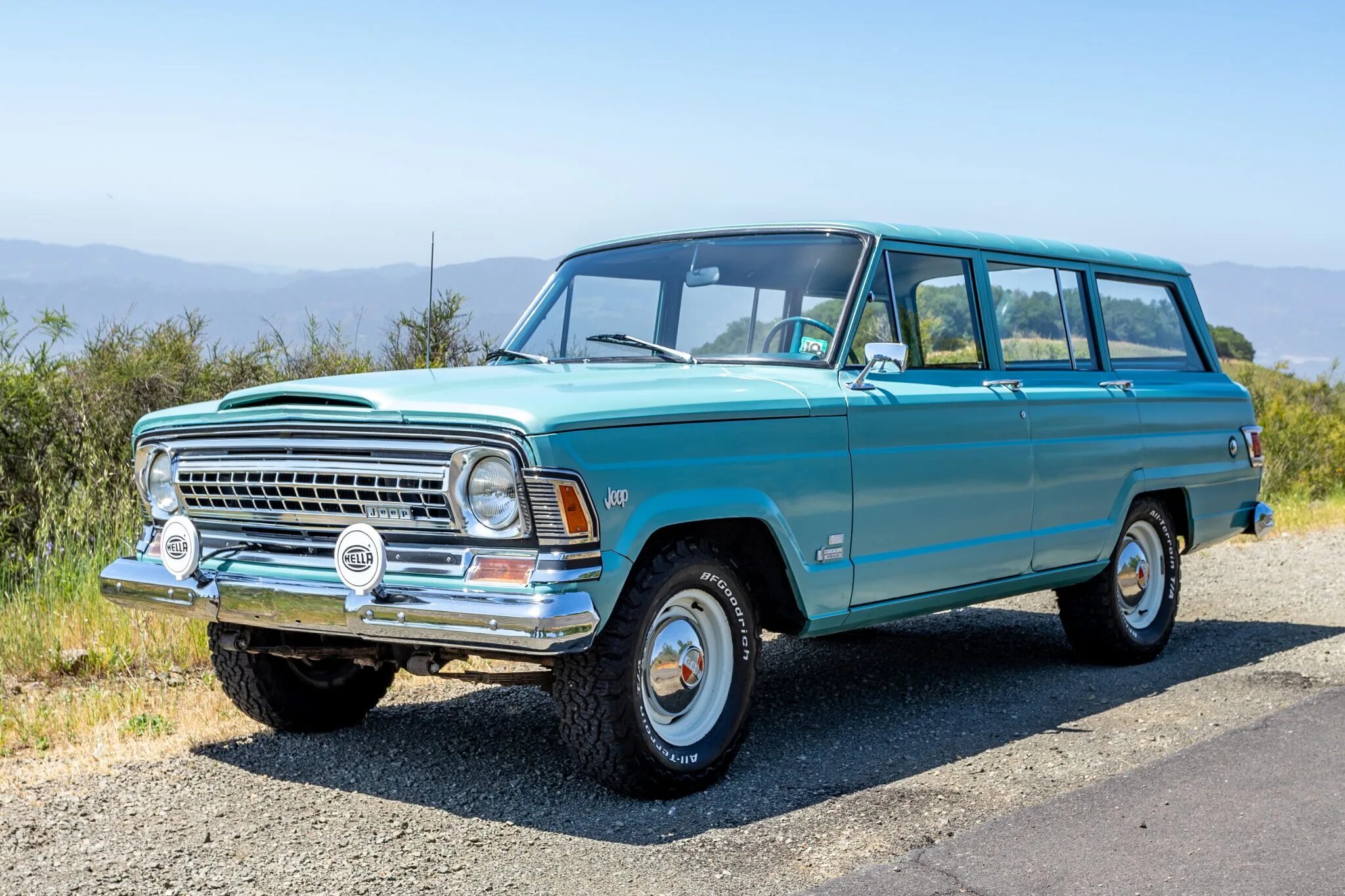 jeep wagoneer