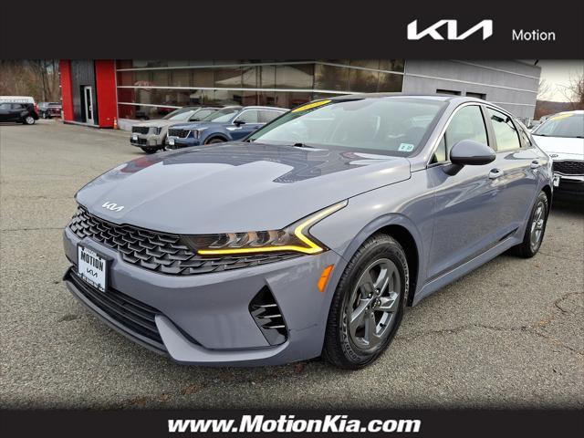 2022 kia k5 lxs