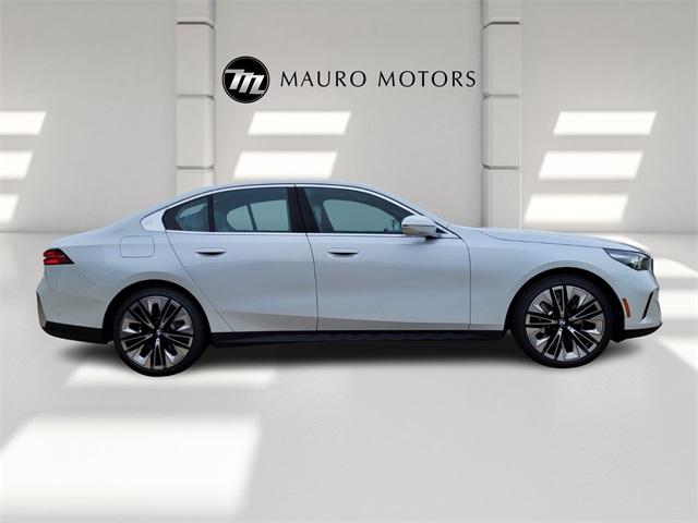 2024 bmw 530 530i xdrive