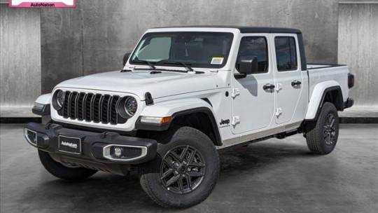 2024 Jeep Gladiator