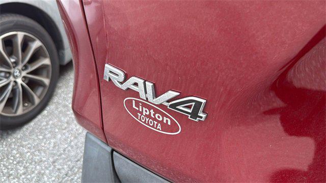 2019 toyota rav4 le