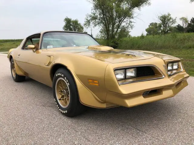 1978 pontiac trans am y88 0 solar gold coupe pontiac 400 v8 3 speed automatic