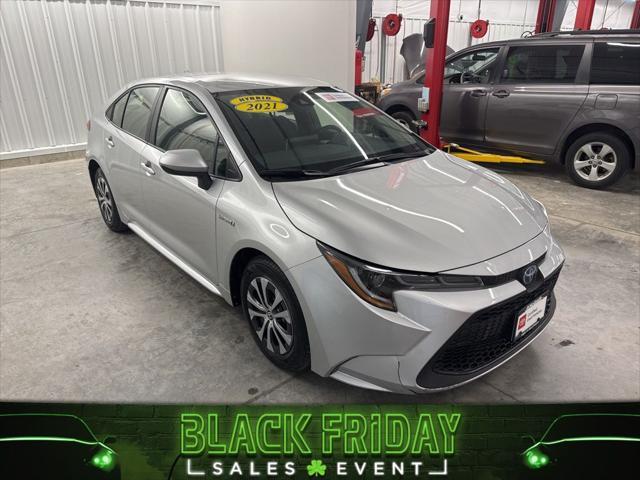 2021 toyota corolla hybrid le