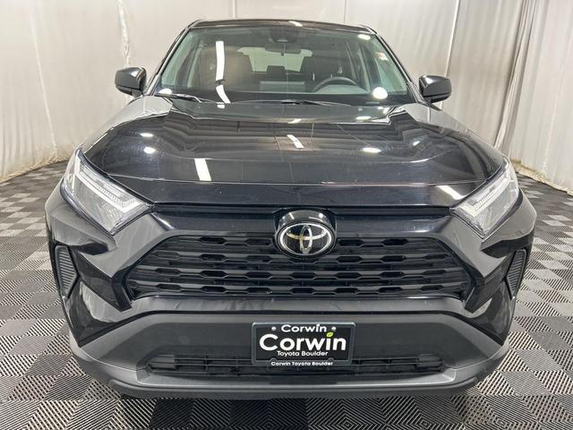 2024 toyota rav4 le