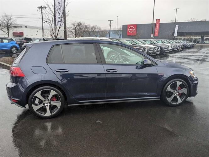 2015 volkswagen golf gti 2.0t se in danbury, connecticut