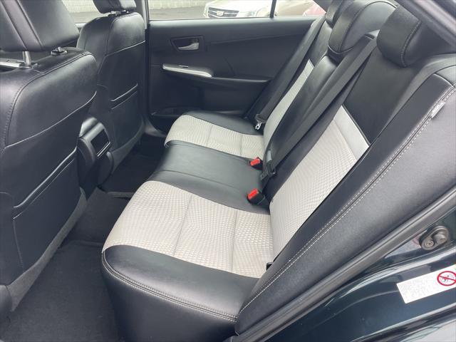 2013 toyota camry se
