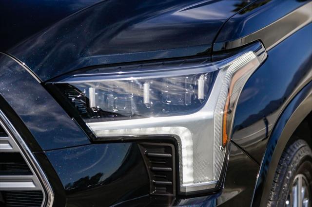 2023 toyota sequoia base