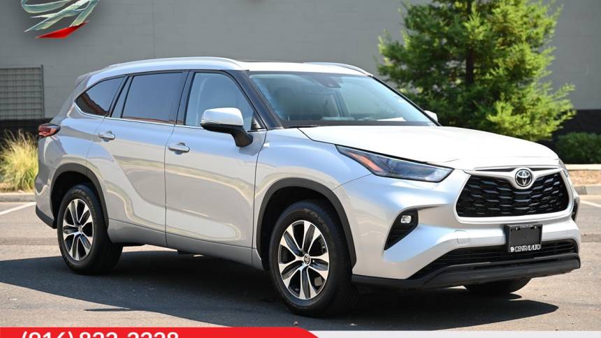 2022 toyota highlander xle