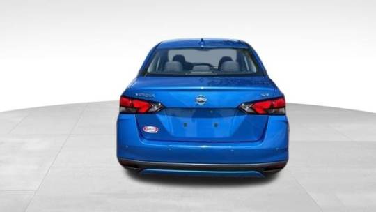 2021 nissan versa sv