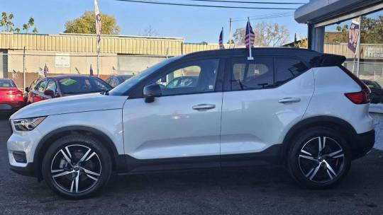 2020 Volvo XC40