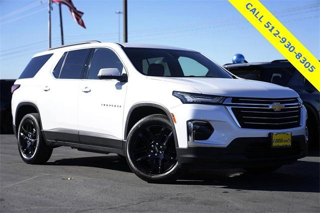 2023 chevrolet traverse lt cloth