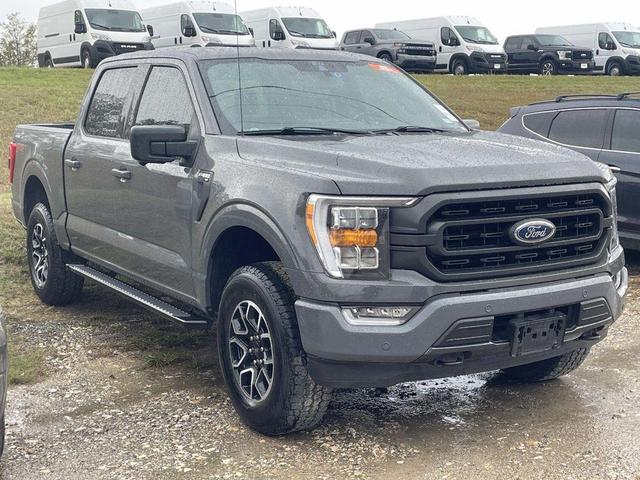 2021 ford f-150 xlt