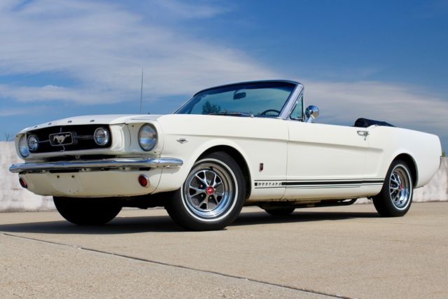 1965 ford mustang gt, 4-speed with power top and pony interior