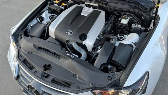 2017 Lexus IS