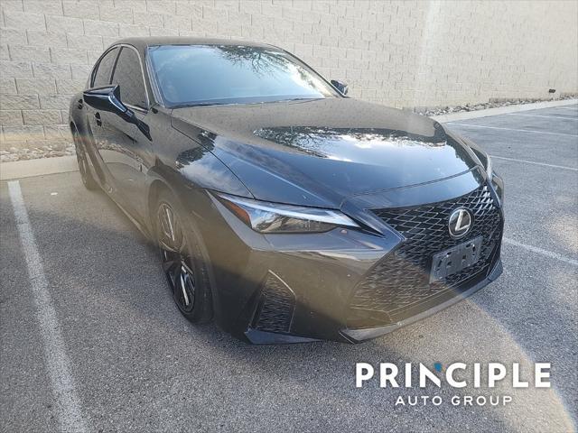 2021 lexus is 350 base