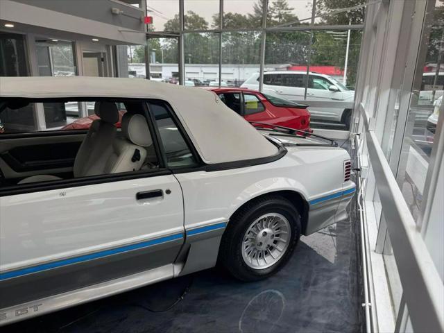 1988 ford mustang gt