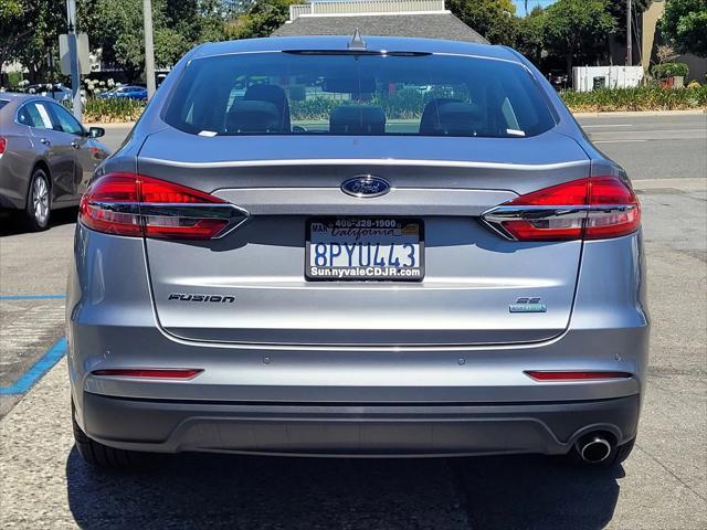 2020 ford fusion se