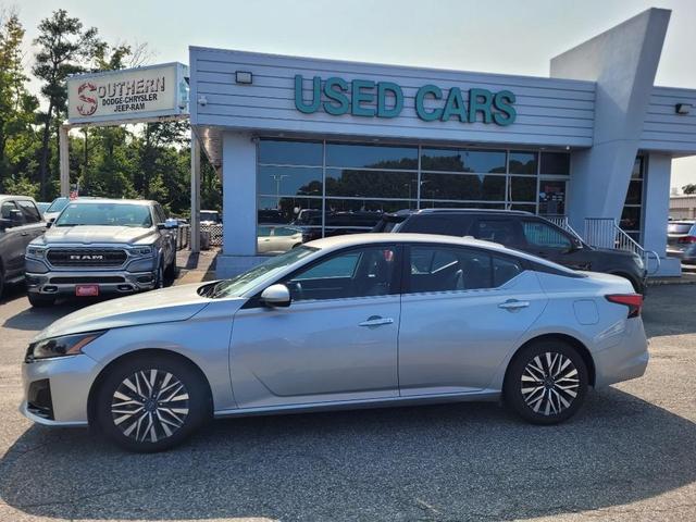 2023 nissan altima 2.5 sv