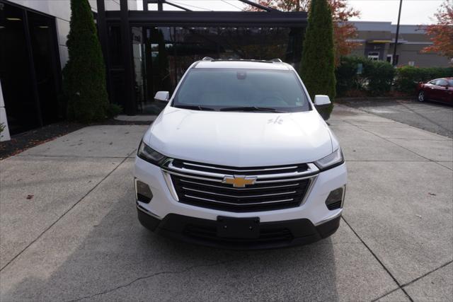 2022 chevrolet traverse lt leather
