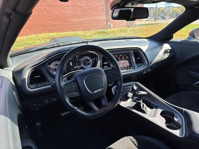 2022 dodge challenger r/t