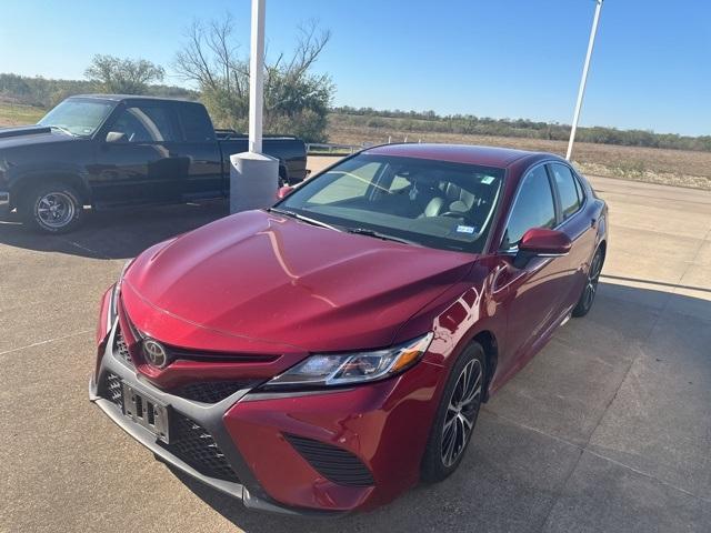 2018 toyota camry se