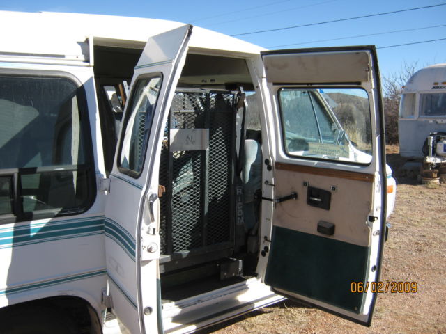 wheelchair equipped gmc vandura 1992