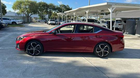 2025 Nissan Altima