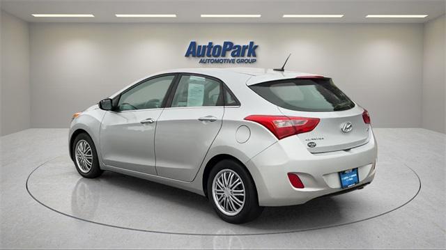 2017 hyundai elantra gt base