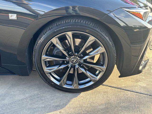 2023 lexus is 350 base