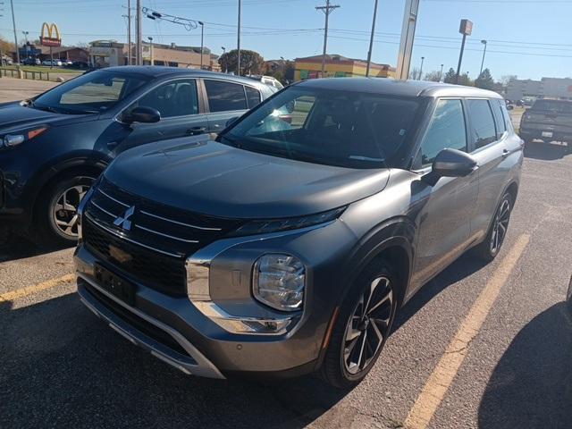 2023 mitsubishi outlander se