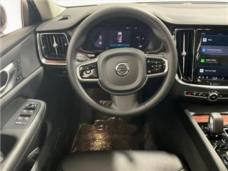 2024 Volvo S60 b5 plus dark theme