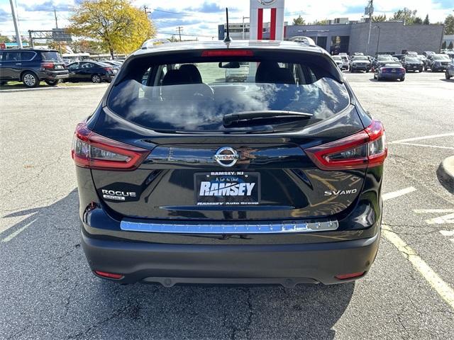 2021 nissan rogue sport sv