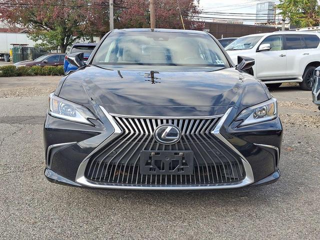 2021 lexus es 350 base