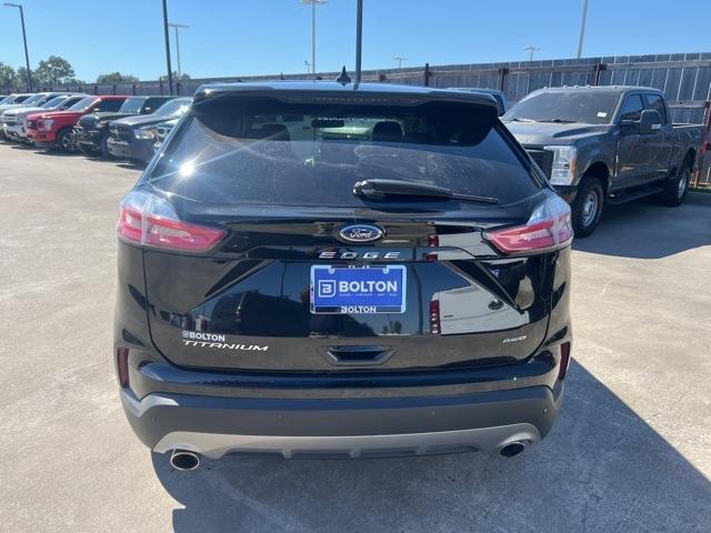 2023 ford edge titanium
