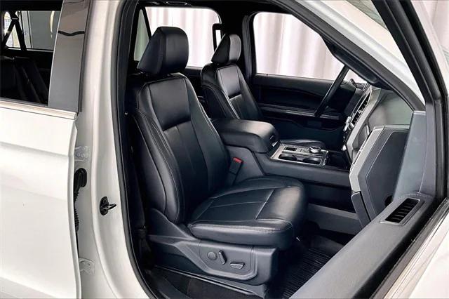 2021 ford expedition xlt max