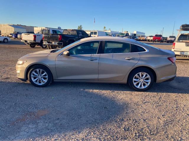 2022 chevrolet malibu lt