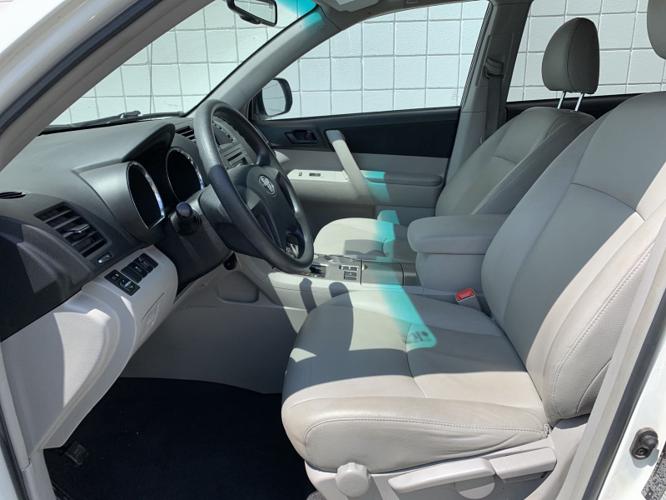 used 2011 toyota highlander 2wd brandon, ms 39042 for sale in brandon, mississippi