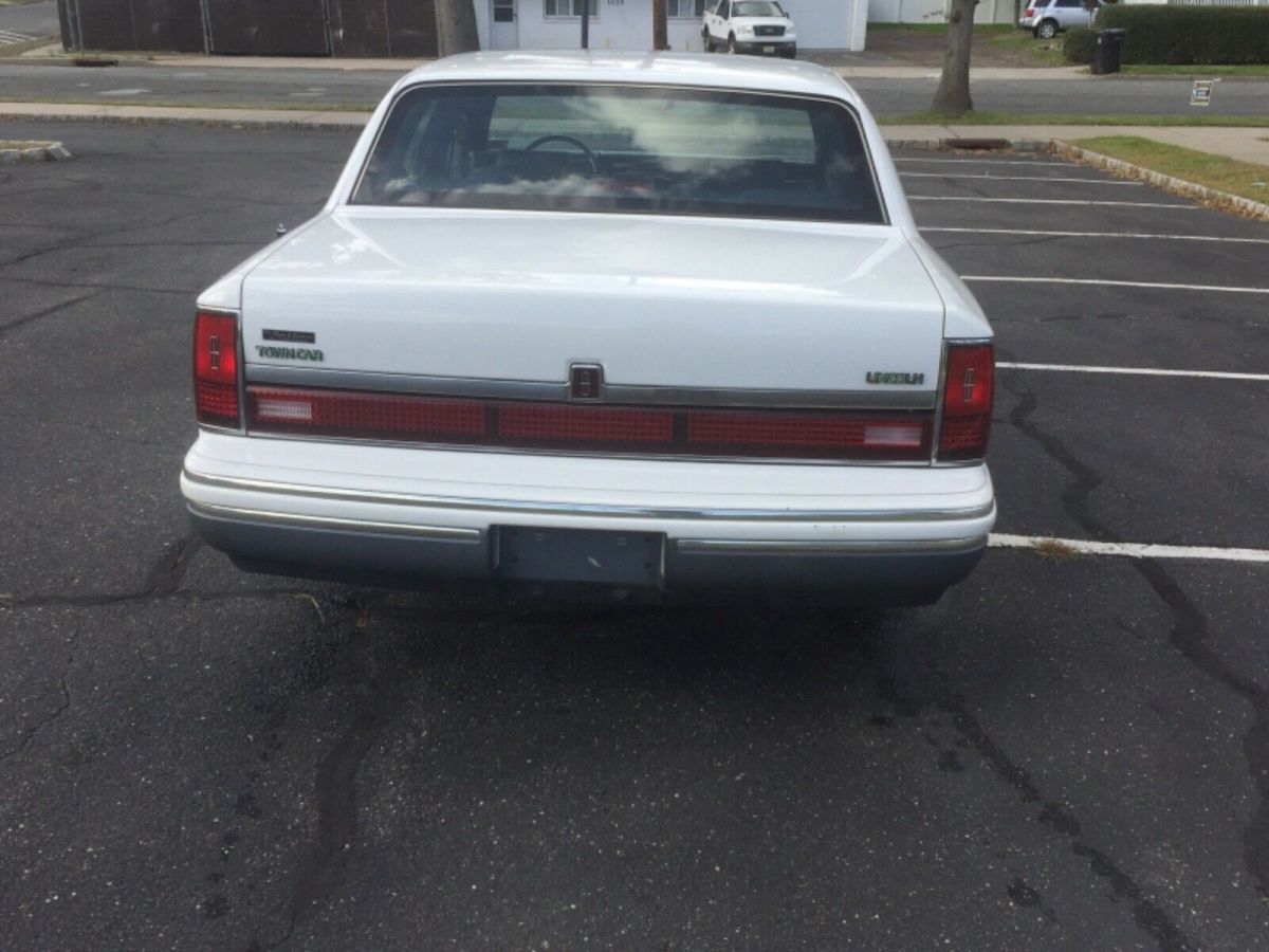 lincoln town car continental crown victoria grand marquis