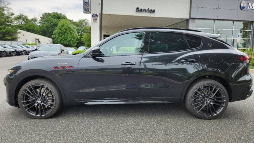 2022 maserati levante trofeo