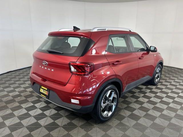 2022 hyundai venue sel