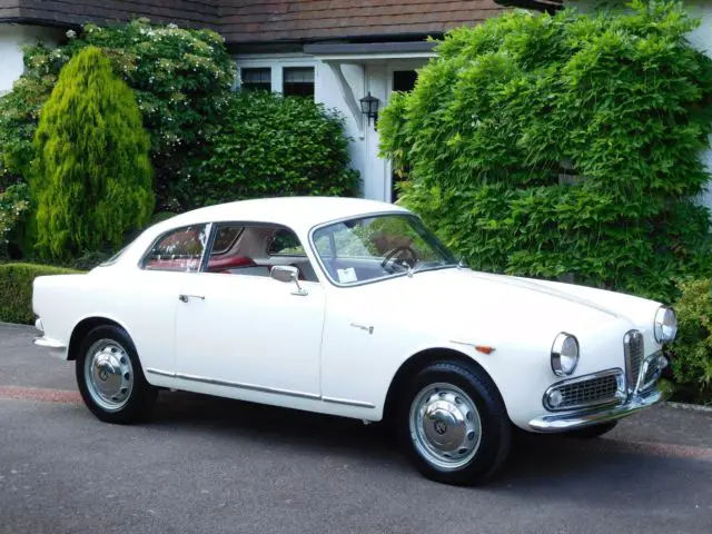 alfa romeo giulietta sprint / 1961 / lhd / asi gold / low italian owners & mint!