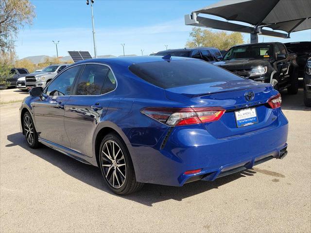 2023 toyota camry se