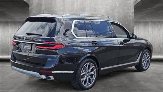 2024 BMW X7