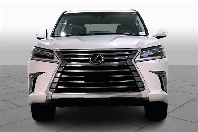 2017 lexus lx 570 base