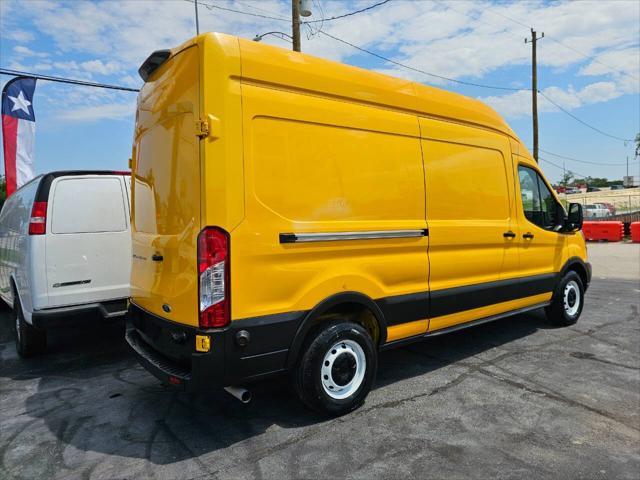 2020 ford transit-250 base