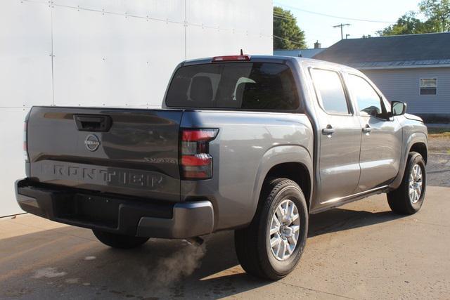 2023 nissan frontier sv